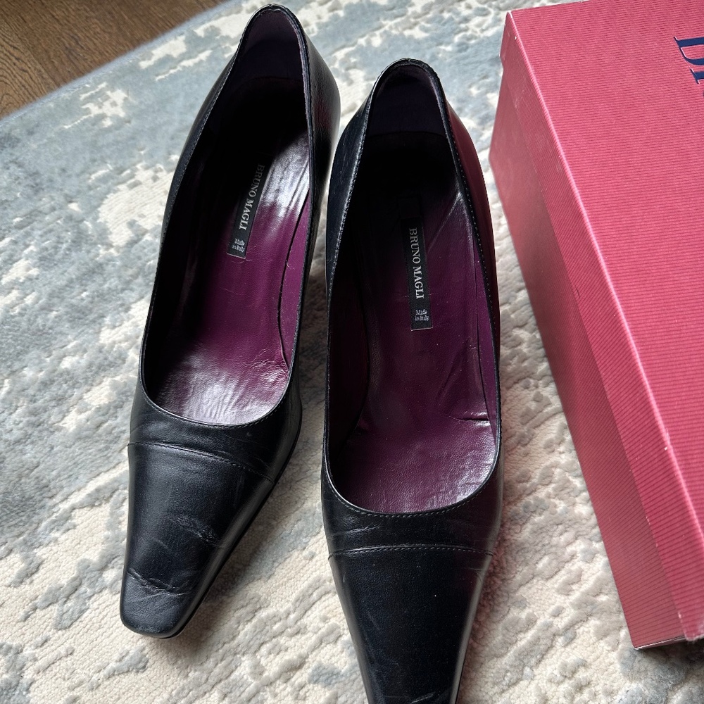 Bruno Magli Stanton Pumps